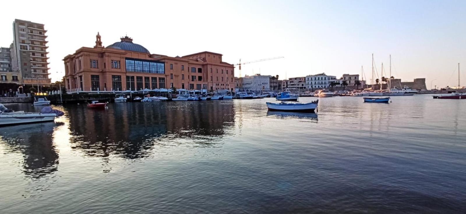 Dimora Falcone Bari Kültér fotó